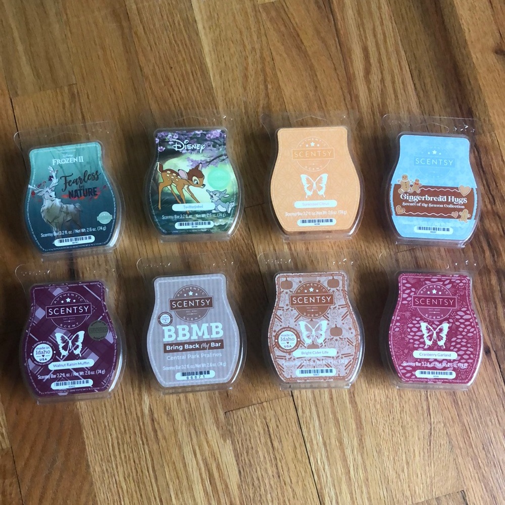 Scentsy wax bundle of 8 wax bars incl. licensed
